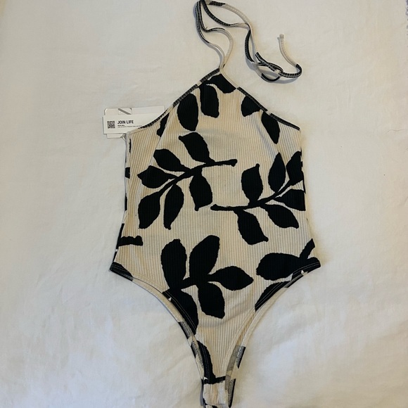 Zara Halter Neck Bodysuit | Black & Cream Print | NWT | Size L - Picture 5 of 6